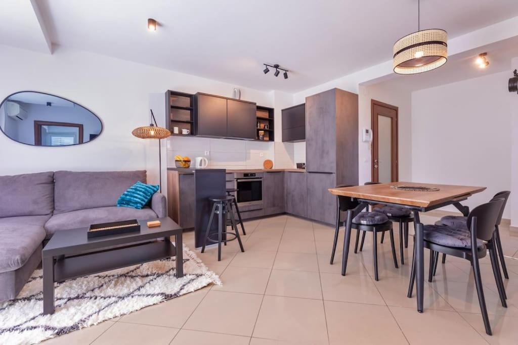 Stylish Two Bedroom Apartment&Garage Parking Place Ragusa Esterno foto