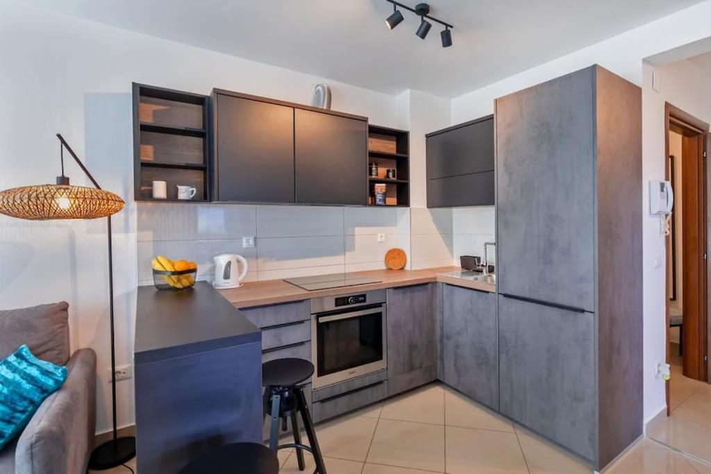 Stylish Two Bedroom Apartment&Garage Parking Place Ragusa Esterno foto